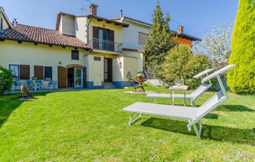 Ferrere House | 1 Bedroom Cozy Home In Ferrere