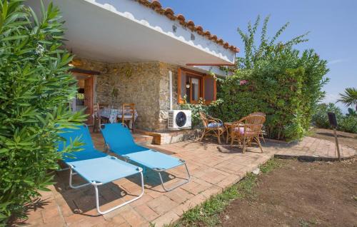 Coccorino House | 1 Bedroom Cozy Home In Joppolo