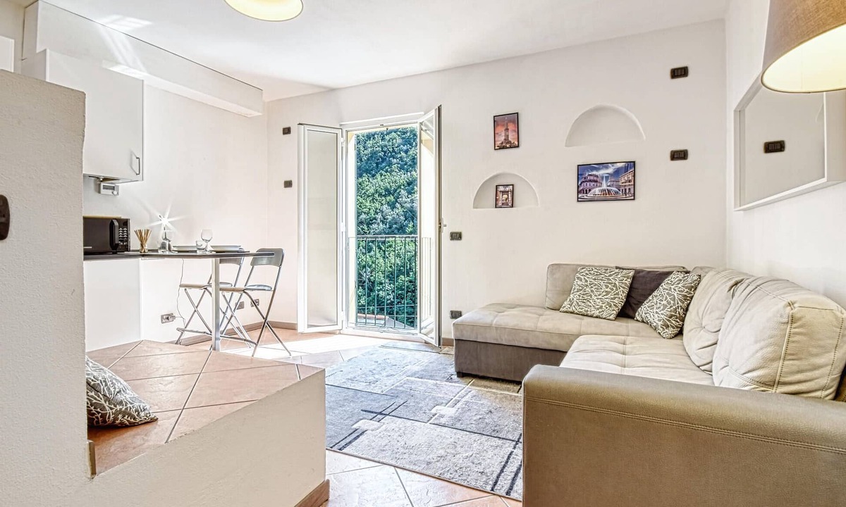 Avegno House | 1 bedroom pet friendly home in Avegno
