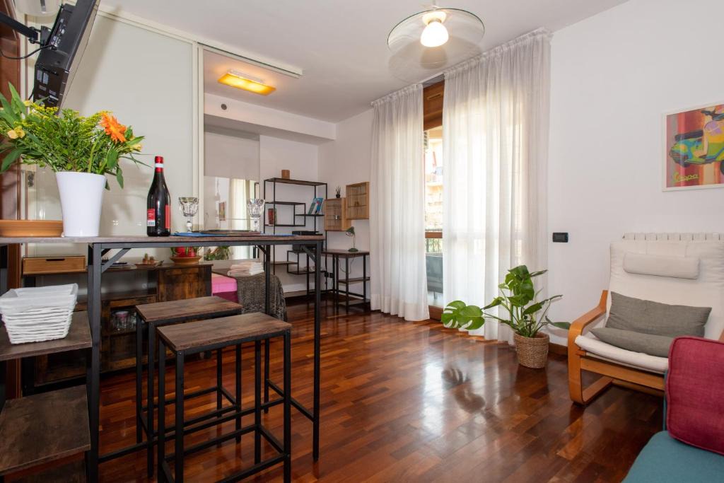Stadera Apartment | 10 minutes Duomo-Elegant apt
