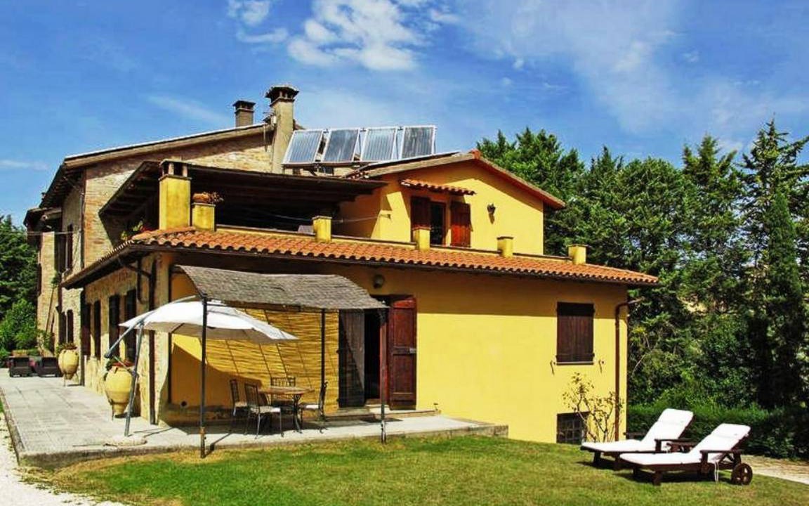 Ramazzano House | 100 m² House ∙ 2 bedrooms ∙ 8 guests