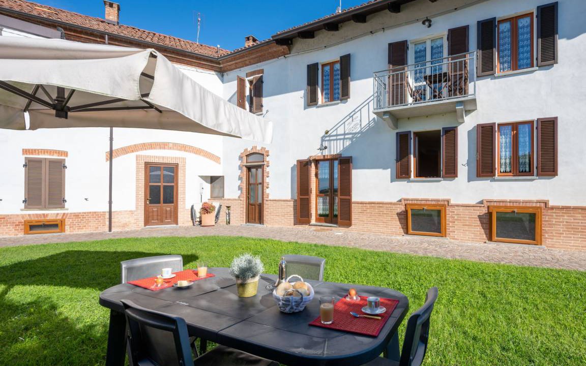 Cossombrato House | 100 m² House ∙ 1 bedroom ∙ 7 guests