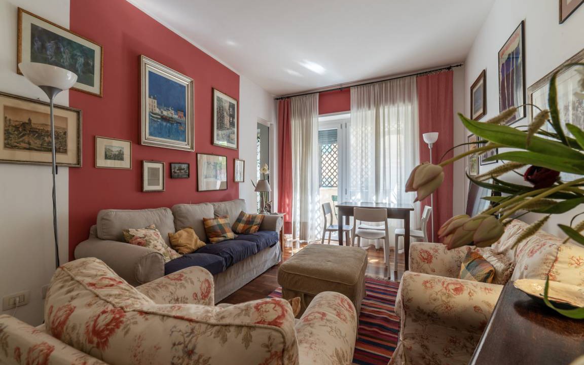 Vatican Apartment | 110 m² Apartment ∙ 2 bedrooms ∙ 4 guests