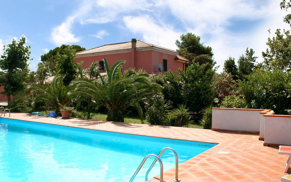 Citta Sant'Angelo House | 110 m² House ∙ 3 bedrooms ∙ 6 guests
