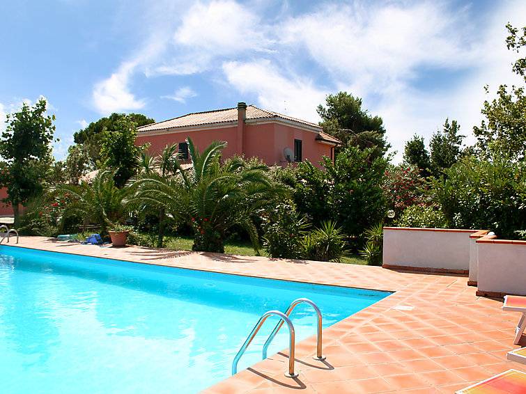 Citta Sant'Angelo House | 110 m² House ∙ 3 bedrooms ∙ 6 guests