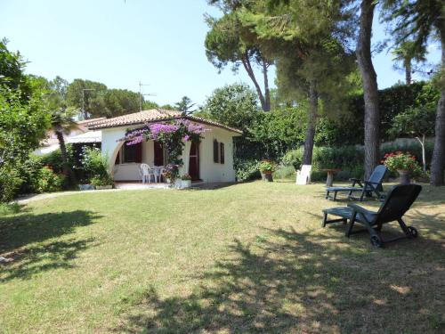 Villaggio Taunus Apartment | 197 - Villetta a schiera trilocale al Taunus, con portico e ampio giardino di mq 400 - climatizzata SPIAGGIA INCLUSA