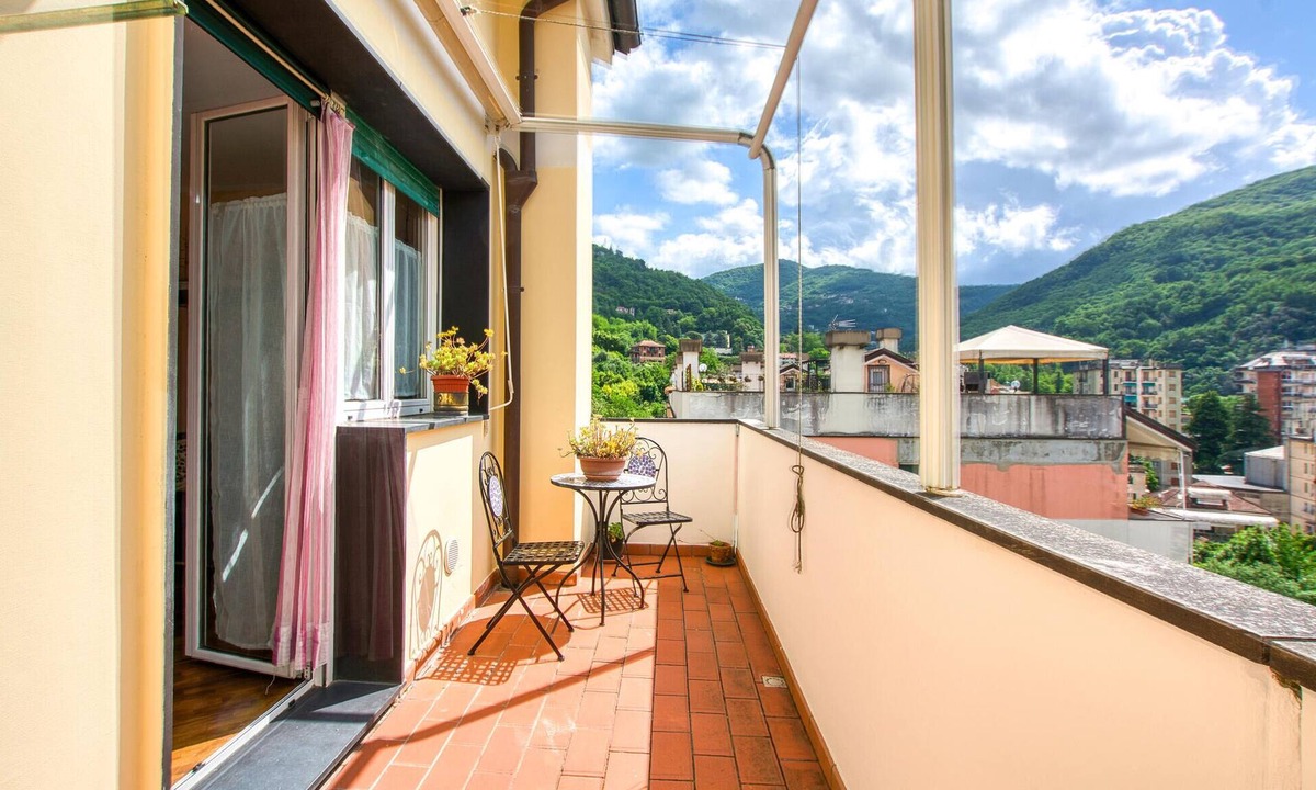Struppa Apartment | 2 bedroom lovely apartment in Genova