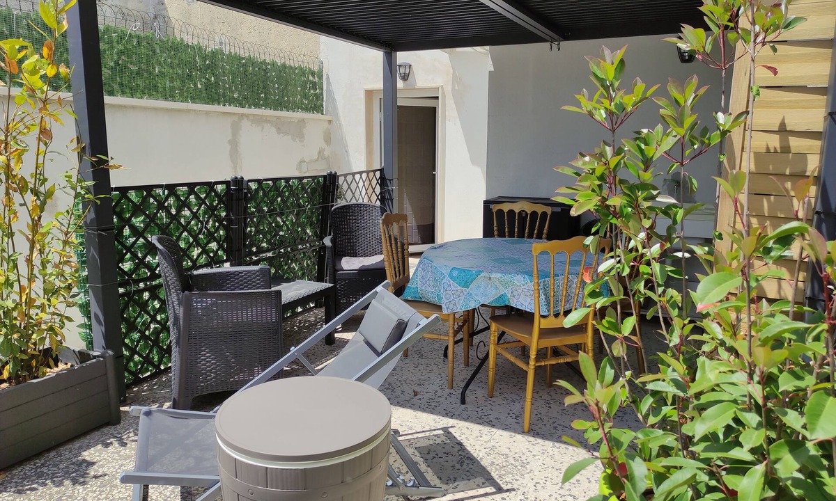 Laterza House | 2 Bedroom Private vacation home in Laterza