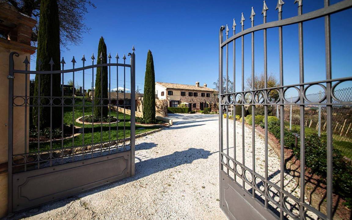 San Marcello Villa | 200 m² Villa ∙ 3 bedrooms ∙ 10 guests