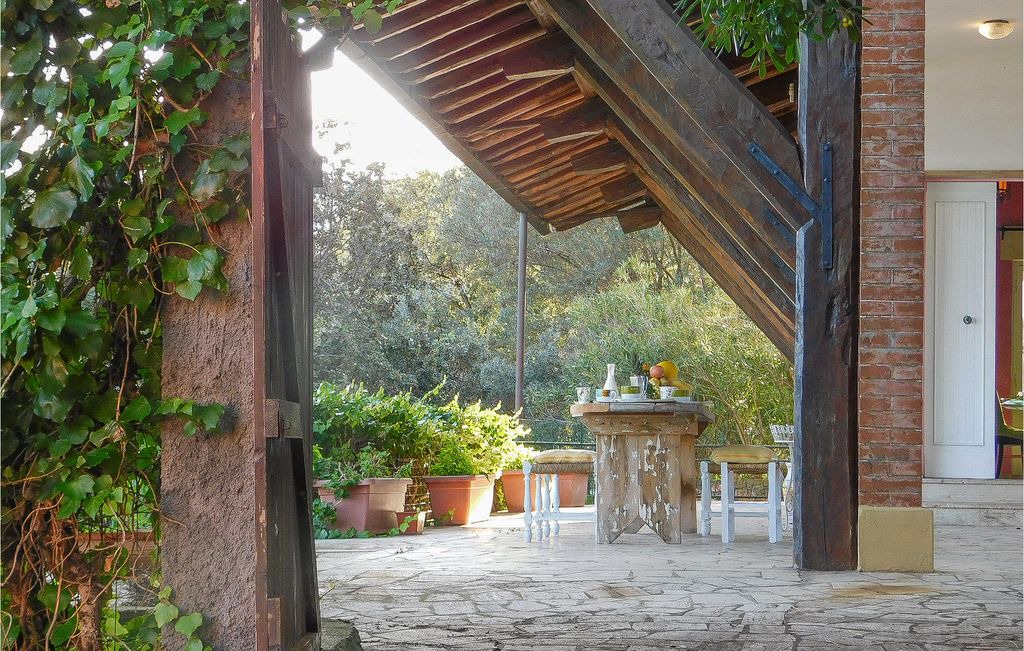 Porto Santo Stefano House | 3 bedroom accommodation in Porto Santo Stefano