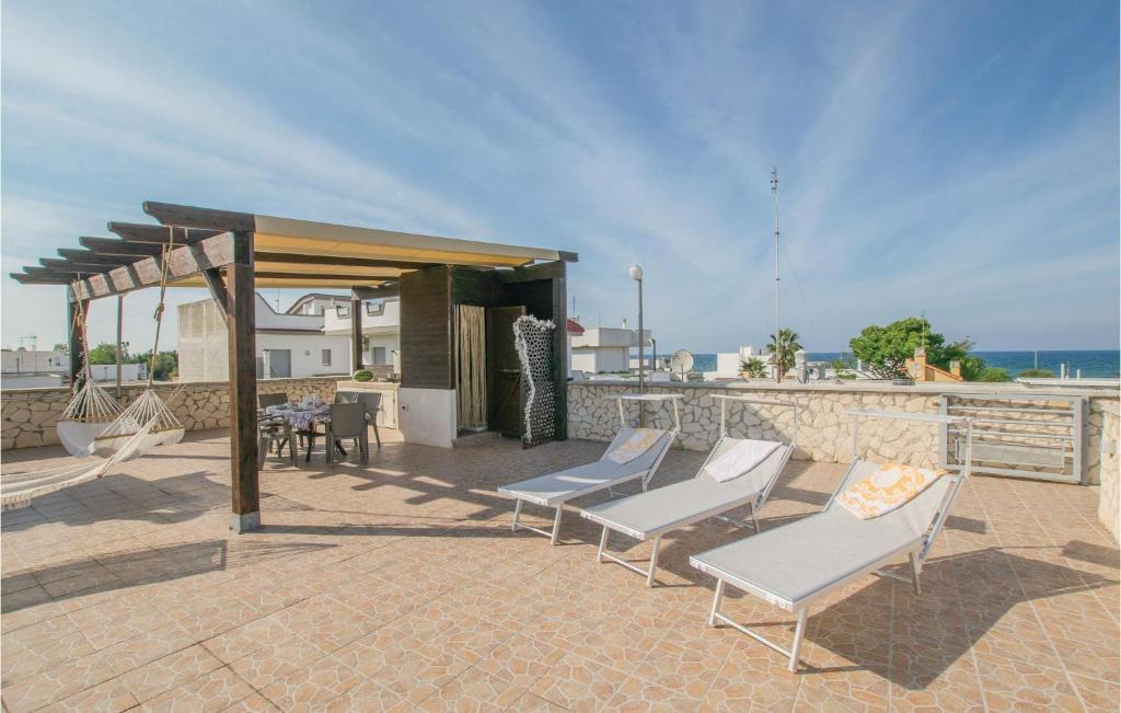 Torre a Mare Apartment | 3 Bedroom Nice Apartment In Bari