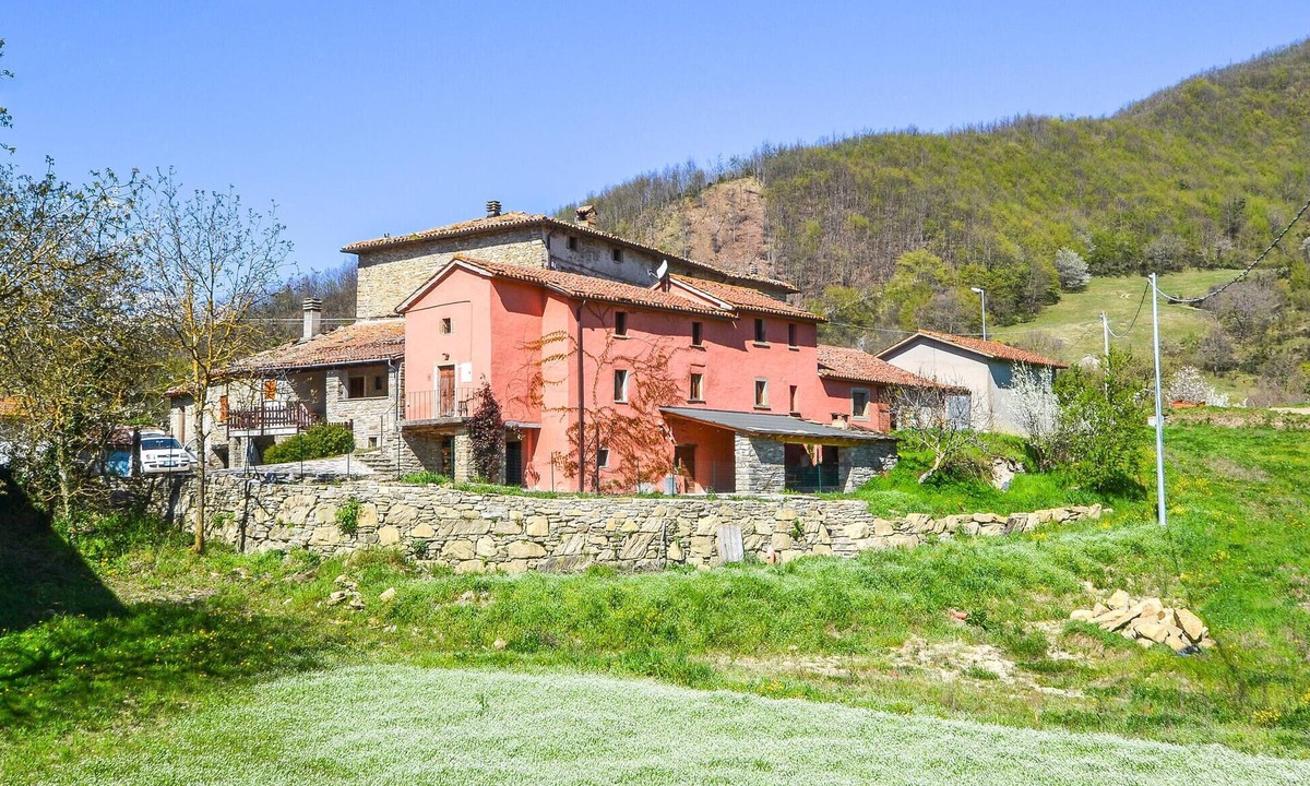 Parchiule House | 3 bedroom pet friendly home in Borgo Pace