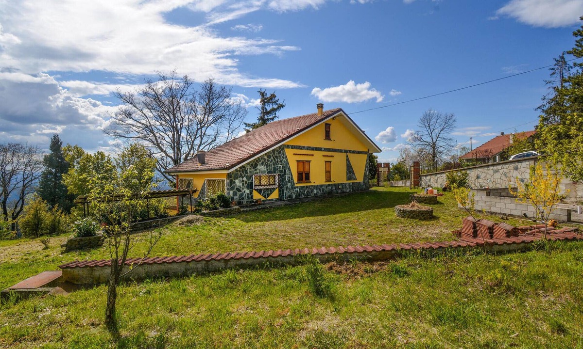 Ponzone House | 3 bedroom stunning home in Ponzone