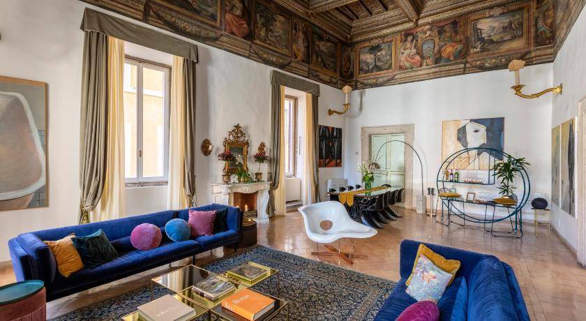 Rione XI Sant'Angelo Apartment | 300 m² Apartment ∙ 5 bedrooms ∙ 11 guests