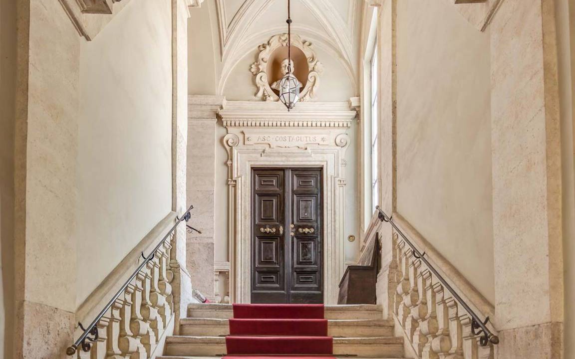 Rione XI Sant'Angelo Apartment | 400 m² Apartment ∙ 5 bedrooms ∙ 12 guests