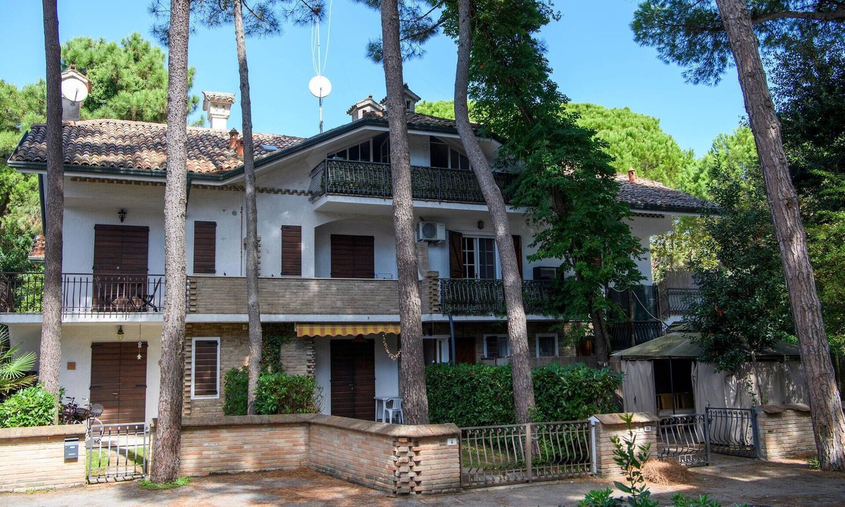 Marina Romea House | 5 bedroom gorgeous home in Marina Romea