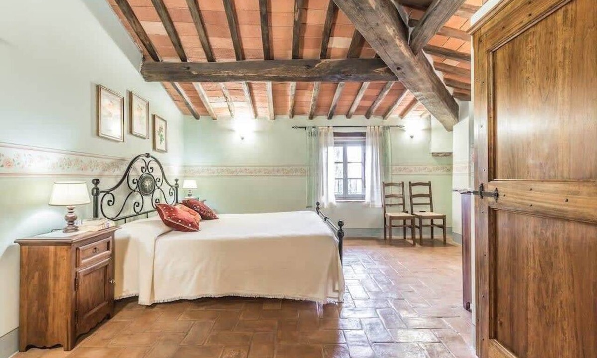 Ripoli Villa | 5 bedroom Tuscany villa rental