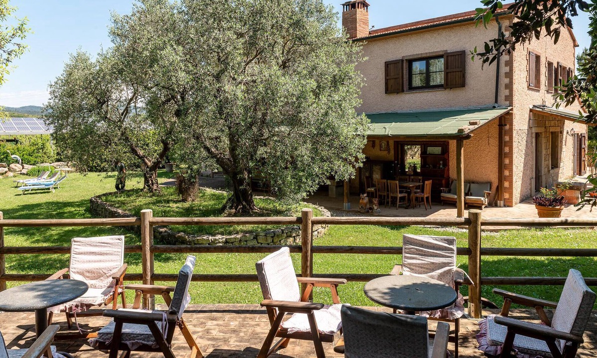 Roccastrada House | 7 bedroom beautiful home in Roccastrada