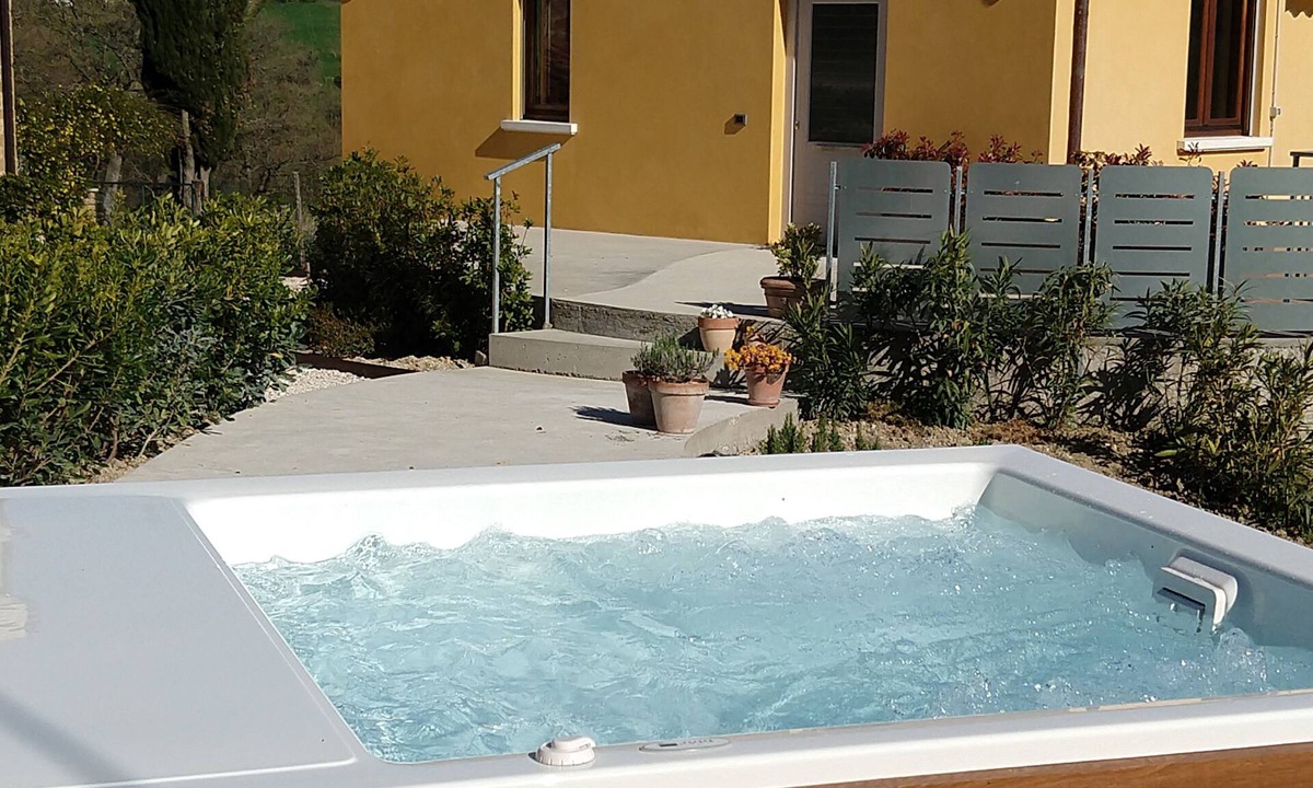San Ginesio Apartment | A modern independent apartment with a large private terrace.