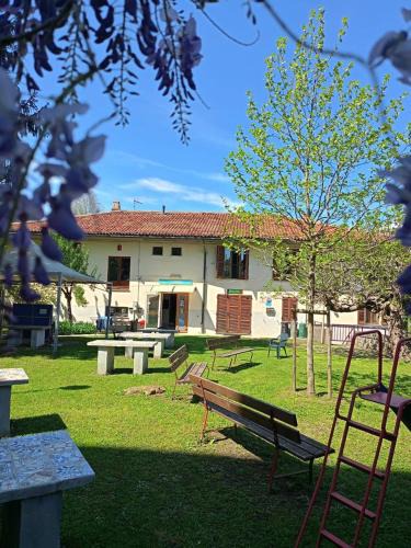 Ivrea Hostel | Acqua Piatta - L'Ostello del Canoa