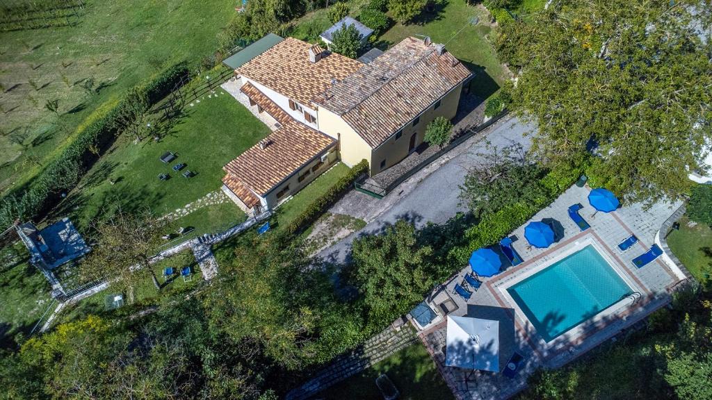 Piobbico Villa | Acquanera 6&2 by Marche Holiday Villas
