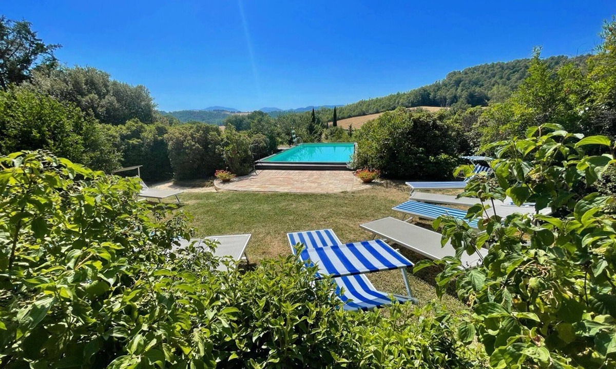 San Brizio Apartment | Adam House - Sleeps 7 to 8 - Totally exclusive for you and with exclusive pool