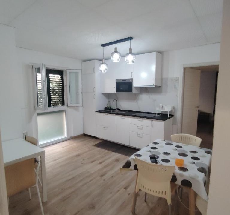 Ancona House | Affittacamere Torresi