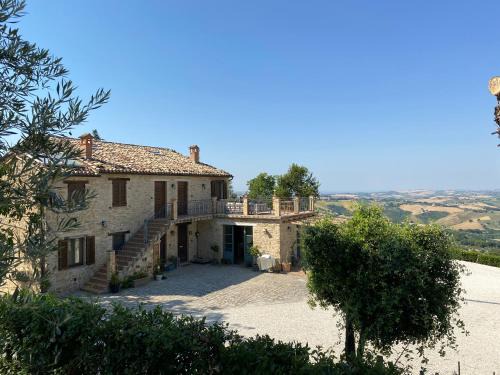 Cingoli Bed & Breakfast | Agriturismo Fontelini