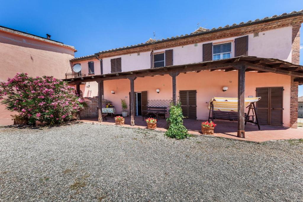 Pozzuolo House | Agriturismo Quercetelli