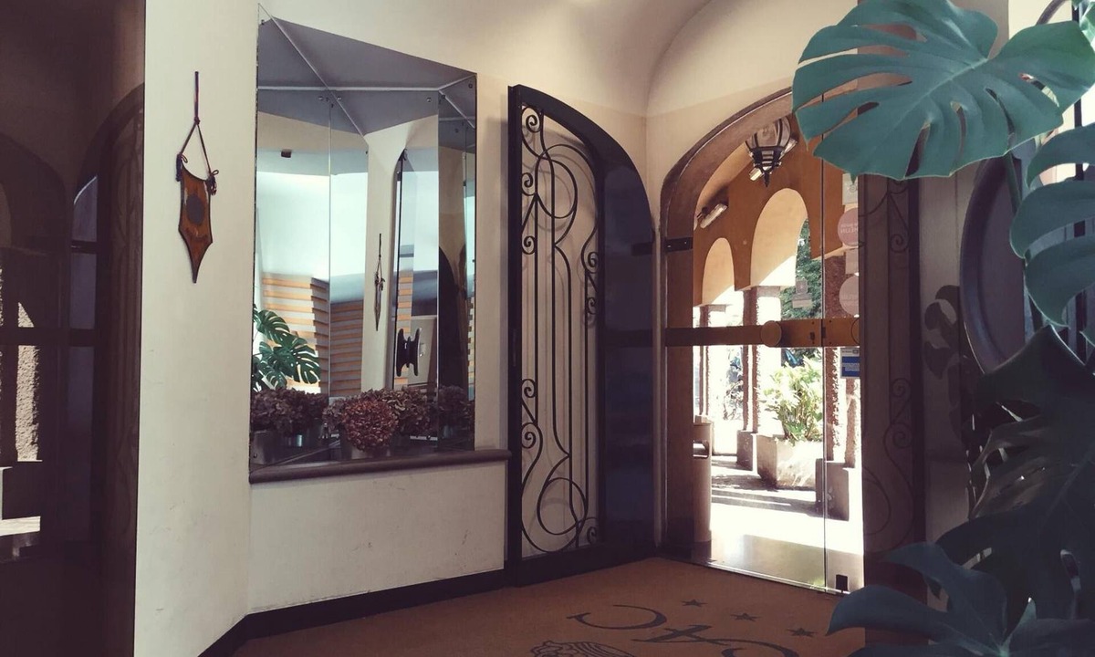 Binasco Hotel | Albergo della Corona