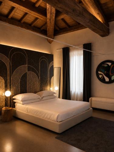 L'Aquila Hotel | Albergo Diffuso Ginevra Boutique Rooms - Palazzo Leosini - Residenze D'Epoca
