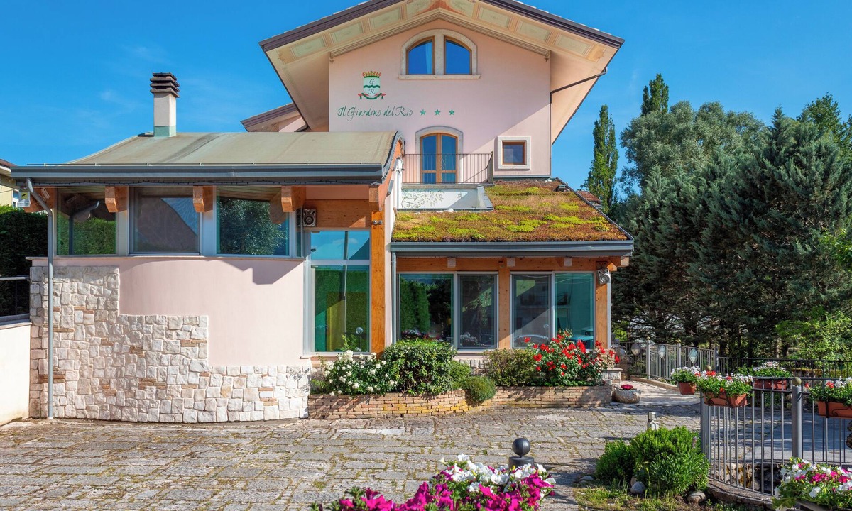 Castel di Sangro Hotel | Albergo Il Giardino del Rio
