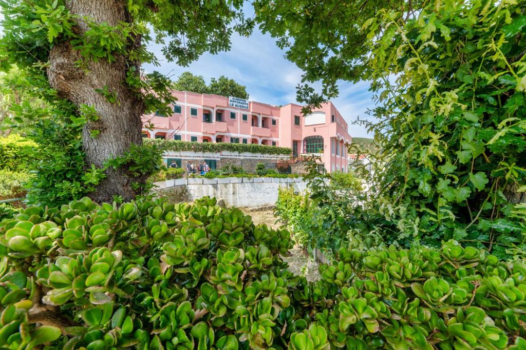 Ponza Hotel | Albergo Le Querce