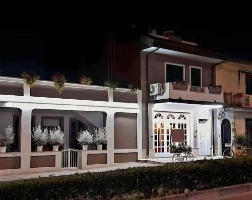 Vibo Valentia Hotel | Albergo Ristorante Grace