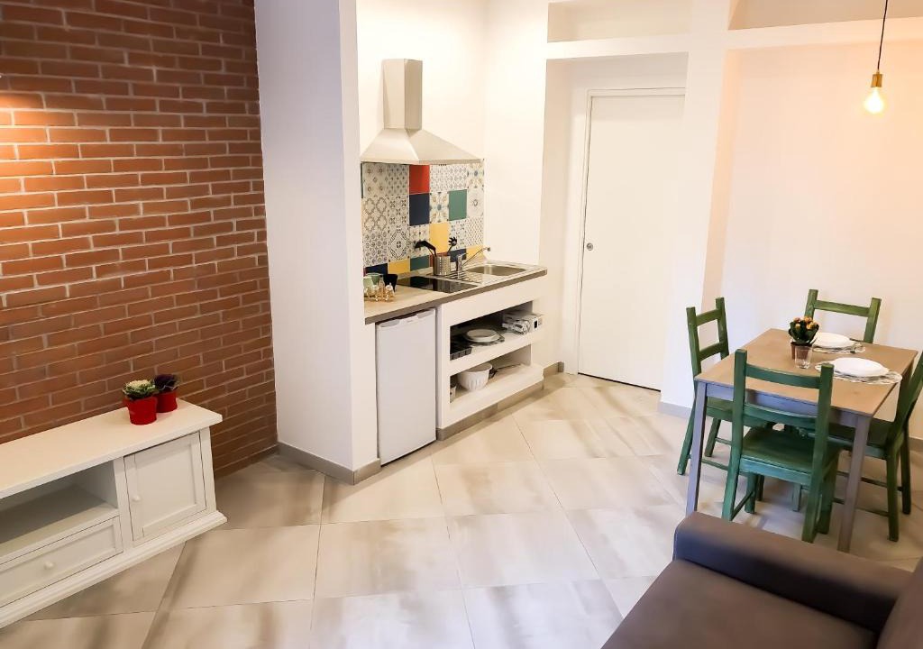 Historical Center Apartment | Alice in Wonderland