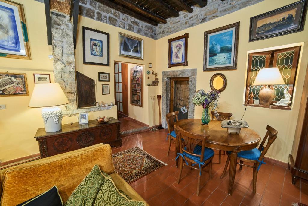 Montefiascone House | Alloggio Turistico Centro Storico Malatesta