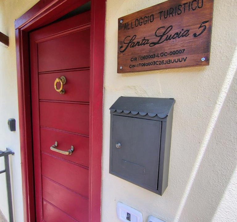 Alatri House | Alloggio turistico Santa Lucia 5