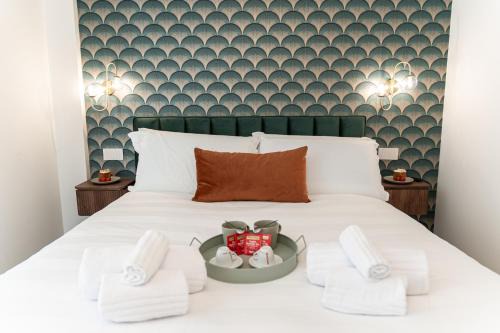 Municipio 2 Apartment | AM156 Bari Apt 241 Urban Suite with Terrace & WiFi