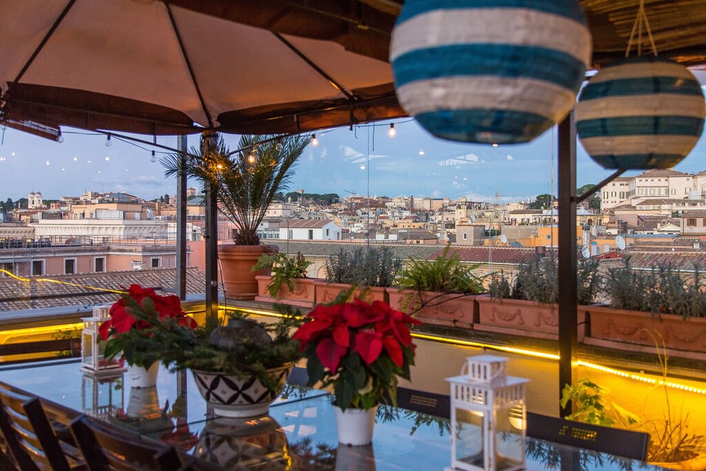 Rome City Centre Apartment | Amazing Penthouse Via Del Corso