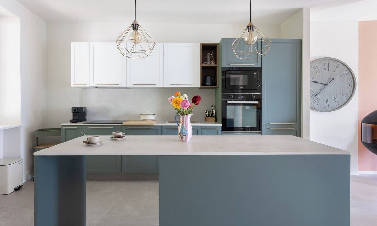 Nizzolino Villa | Antica Villa Branca by Lago Maggiore Rentals
