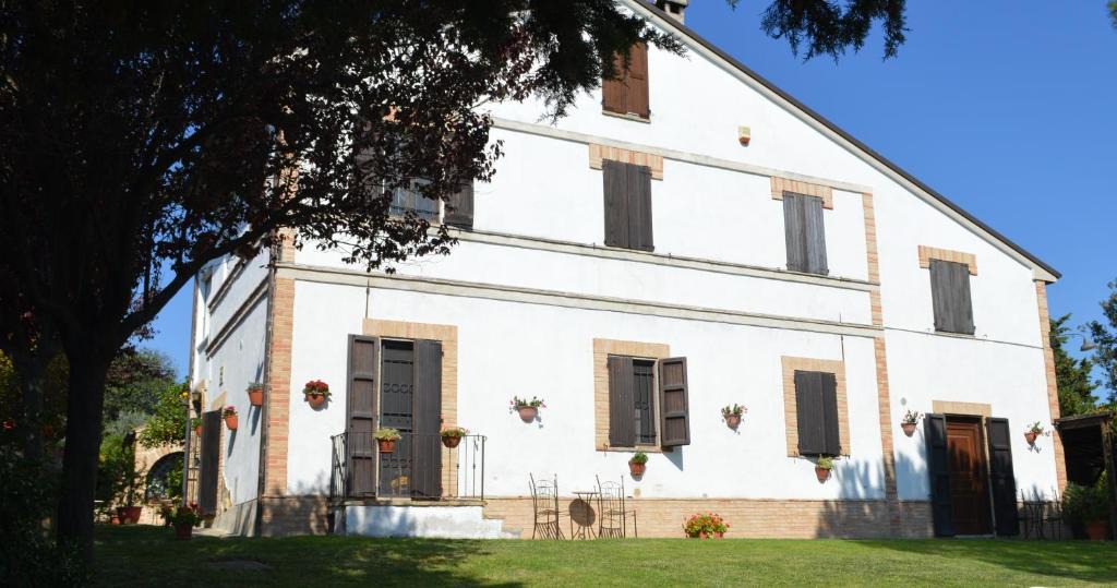 Civitanova Marche Bed & Breakfast | Antico Casale Fossacieca