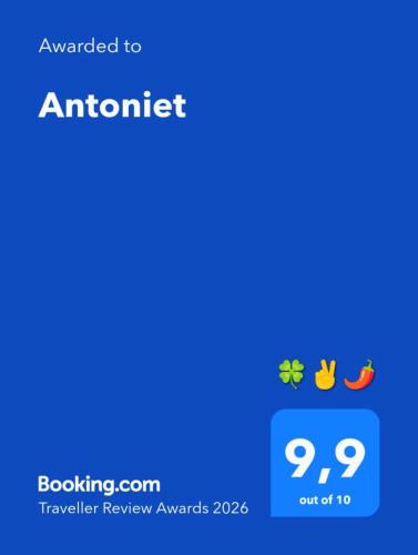Naples Bed & Breakfast | Antoniet