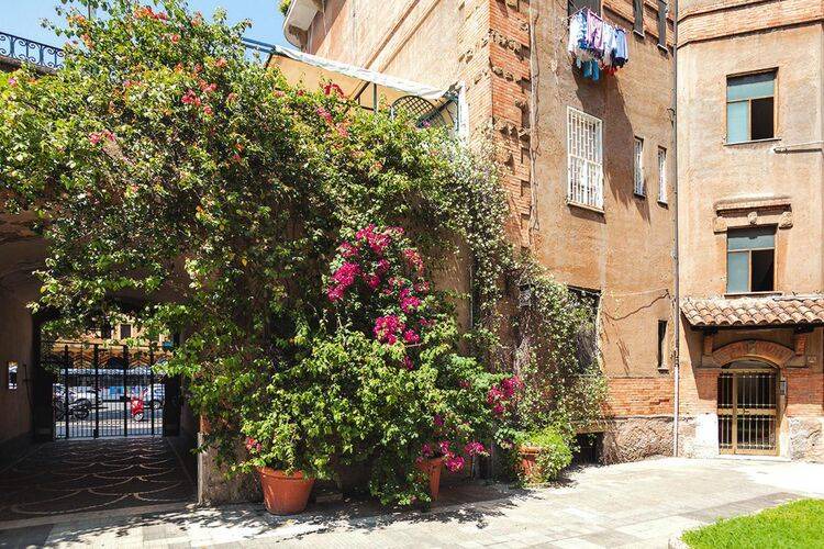 Vatican Apartment | Apartment, Rome