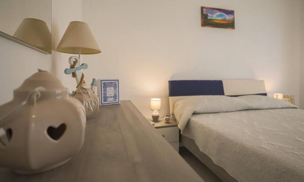 Paestum Apartment | Apartment 9 with Sea View, Wi-Fi, and Air Conditioning