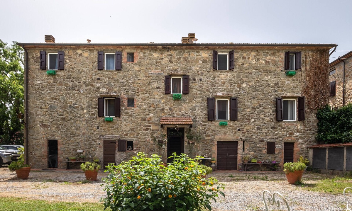 Magliano in Toscana Other | Apartment "Agriturismo La Pieve - Rose" with Shared Pool & Wi-Fi