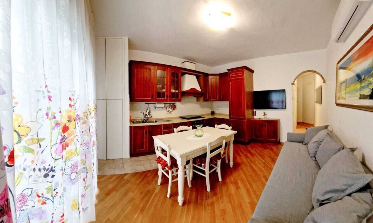 Sirolo Apartment | Apartment at Siria's in Sirolo - relaxation, comfort, sea and parking