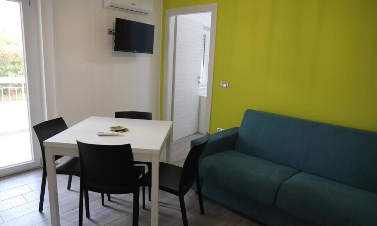 Nocera Terinese Apartment | Apartment 'Betastar Residence - Trilo C' with Sea View, Wi-Fi and Air Conditioning