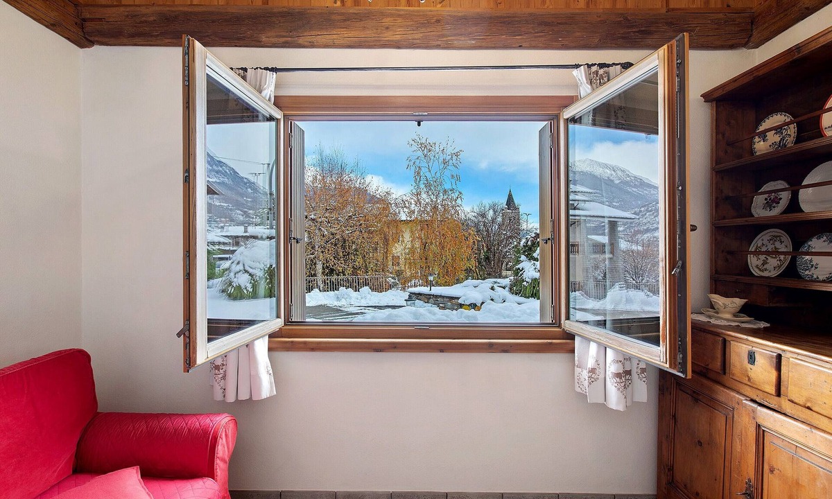 Pila Apartment | Apartment 'Bilocale 1' with Mountain View, Shared Terrace and Wi-Fi
