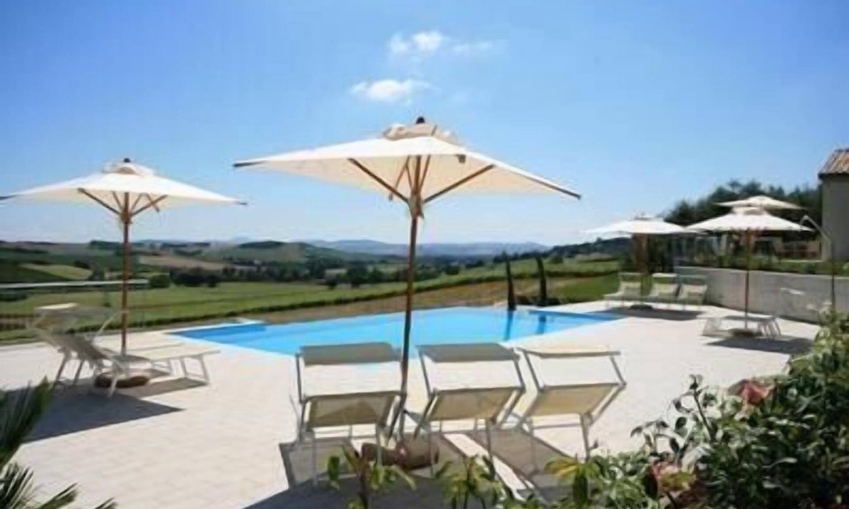 Monte San Vito Apartment | Apartment "Casa Acqua" with a view of the water