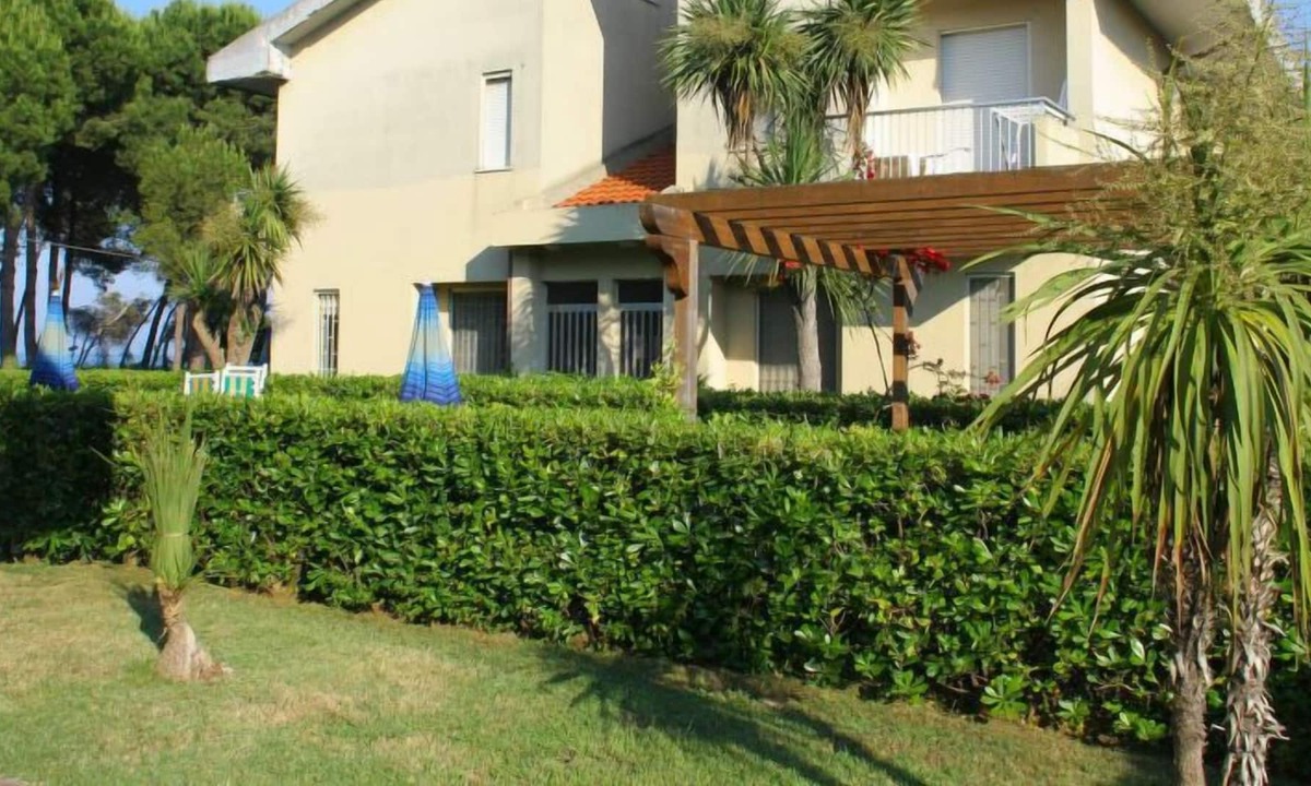 Silvi Apartment | Apartment Cerrano in Silvi Marina - 6 persons, 2 bedrooms